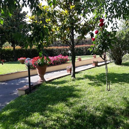 Villa Monica Pistoia Exteriör bild