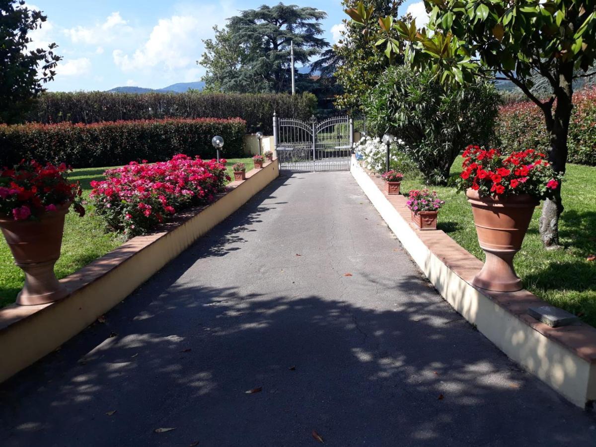 Villa Monica Pistoia Exteriör bild